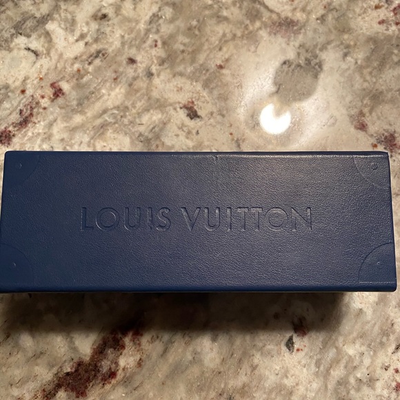 Louis Vuitton Sunglasses - Picture 1 of 6